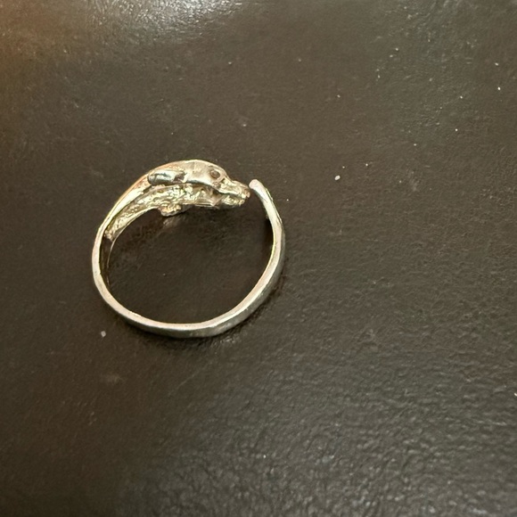 Dolphin Ring. Size 6 1/2. 925 Silver. - Picture 3 of 5
